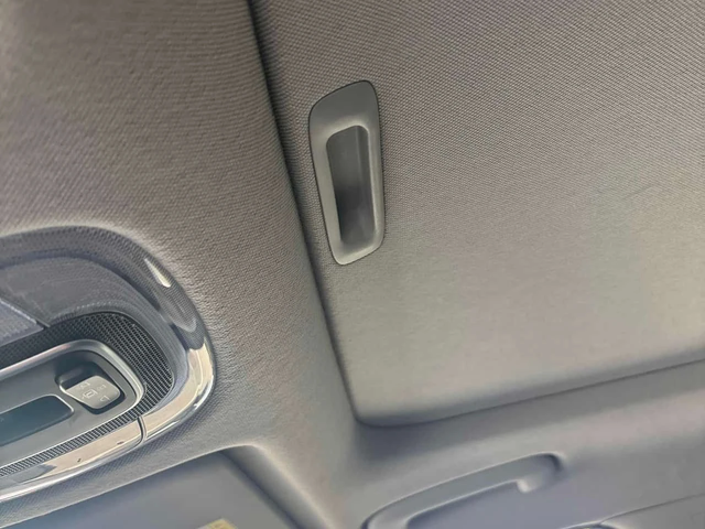 Hyundai Elantra * Ultimate Tech * CARFAX * ШИБИДАХ * KEYLESS * - автомобили, коли, обяви за нови и употребявани 9