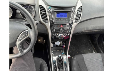 Hyundai Elantra * GL * KEYLESS* ПОДГРЕВ* - автомобили, коли, обяви за нови и употребявани 8