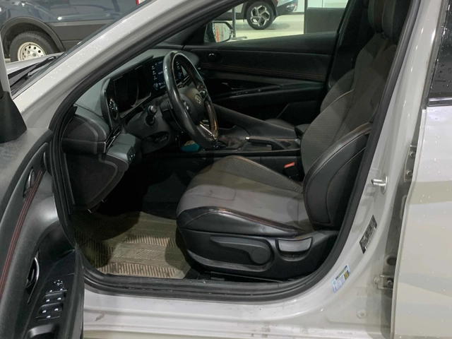 Hyundai Elantra N LINE / CARFAX - автомобили, коли, обяви за нови и употребявани 5