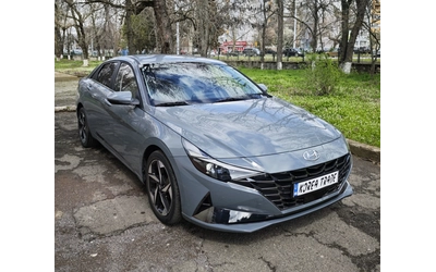 hyundai-elantra - 1