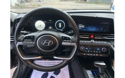 Hyundai Elantra 2.0 MPi - Газ/Бензин - автомобили, коли, обяви за нови и употребявани 9