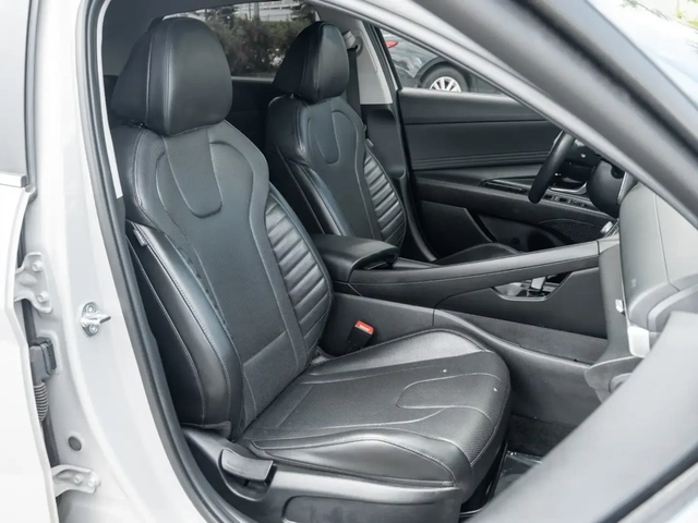 Hyundai Elantra Elantra Hybrid - автомобили, коли, обяви за нови и употребявани 15