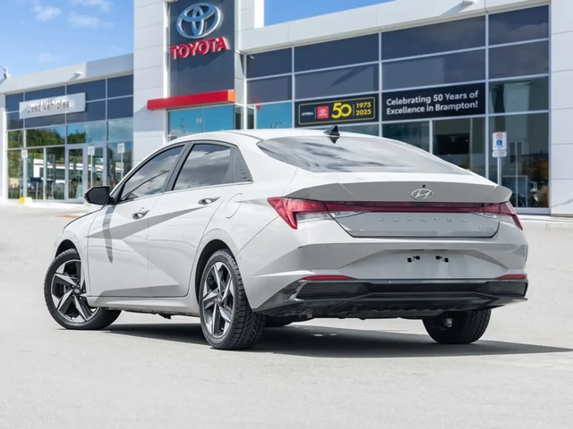 Hyundai Elantra Elantra Hybrid - автомобили, коли, обяви за нови и употребявани 3