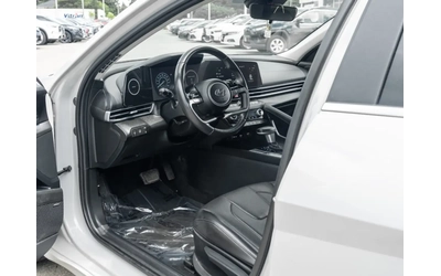 Hyundai Elantra Elantra Hybrid - автомобили, коли, обяви за нови и употребявани 6
