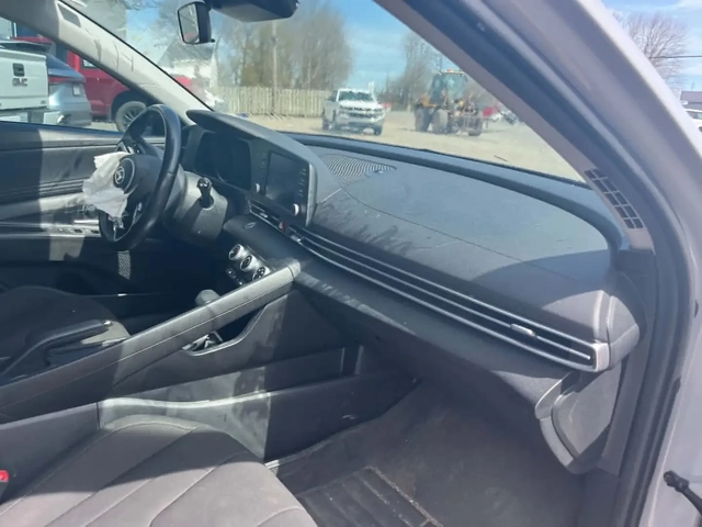 Hyundai Elantra PREFERRED 2 - автомобили, коли, обяви за нови и употребявани 13