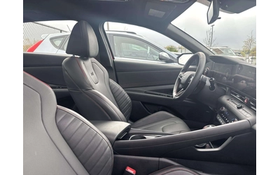 Hyundai Elantra N Line Ultimate / BOSE 8 /  DISTRONIC / ЦЕНА ДО БГ - автомобили, коли, обяви за нови и употребявани 16