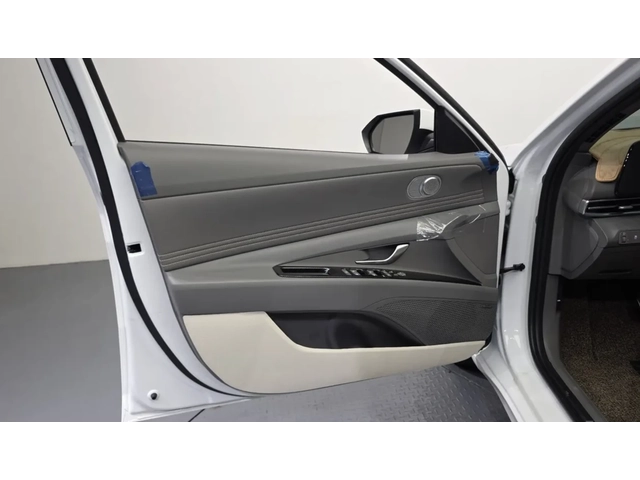Hyundai Elantra INSPIRATION / 360 КАМЕРИ / BOSE / LPG ТЕЧНА ФАЗА! - автомобили, коли, обяви за нови и употребявани 5