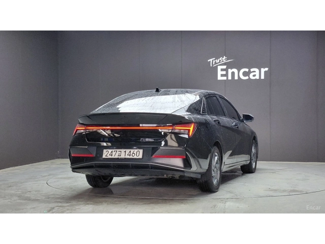 Hyundai Elantra КОЖА* ОБДУХВ* НАВИ* ПАНО - автомобили, коли, обяви за нови и употребявани 3