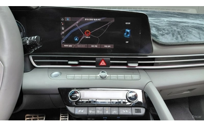 Hyundai Elantra КОЖА* ОБДУХВ* НАВИ* ПАНО - автомобили, коли, обяви за нови и употребявани 9