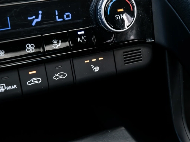Hyundai Elantra - автомобили, коли, обяви за нови и употребявани 15