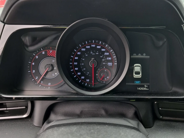 Hyundai Elantra N Line - автомобили, коли, обяви за нови и употребявани 7