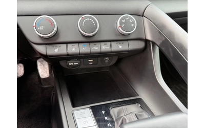 Hyundai Elantra 2.0 MPI, SEL - автомобили, коли, обяви за нови и употребявани 15
