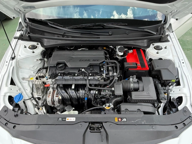 Hyundai Elantra 2.0 MPI, SEL - автомобили, коли, обяви за нови и употребявани 16