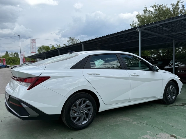 Hyundai Elantra 2.0 MPI, SEL - автомобили, коли, обяви за нови и употребявани 3