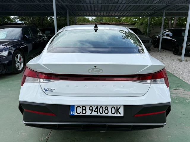 Hyundai Elantra 2.0 MPI, SEL - автомобили, коли, обяви за нови и употребявани 4