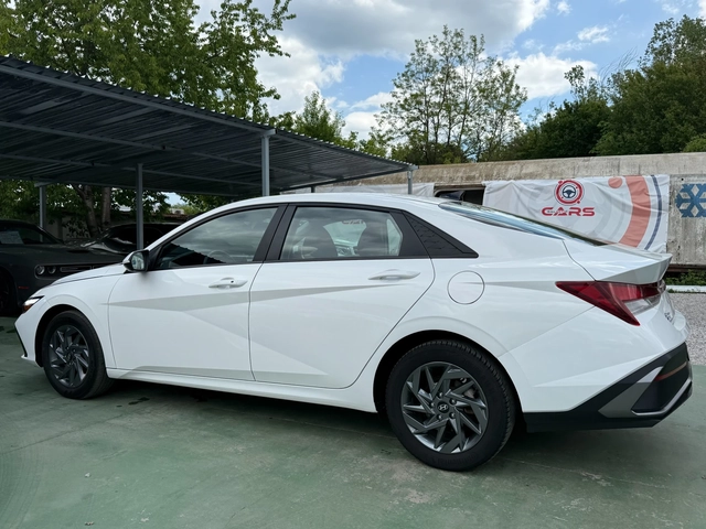 Hyundai Elantra 2.0 MPI, SEL - автомобили, коли, обяви за нови и употребявани 5