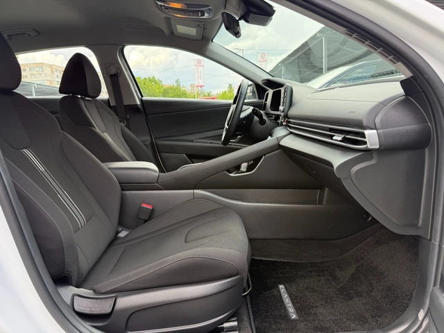 Hyundai Elantra 2.0 MPI, SEL - автомобили, коли, обяви за нови и употребявани 7