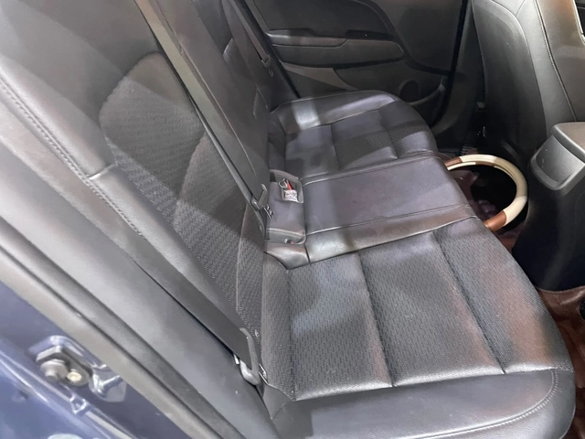 Hyundai Elantra 1.6 Style ! - автомобили, коли, обяви за нови и употребявани 11