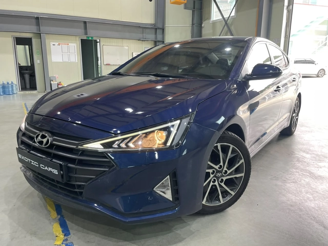 Hyundai Elantra 1.6 Style ! - автомобили, коли, обяви за нови и употребявани 2