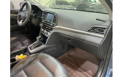 Hyundai Elantra 1.6 Style ! - автомобили, коли, обяви за нови и употребявани 9