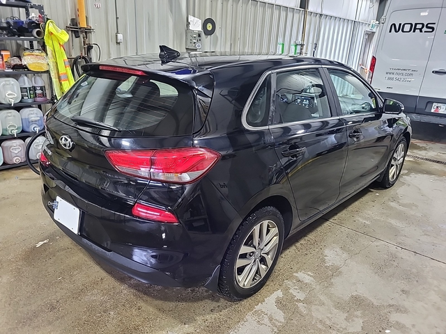 Hyundai ELANTRA GT 2L 4cyl Front Wheel Drive - автомобили, коли, обяви за нови и употребявани 2