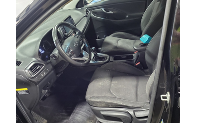 hyundai-elantra-gt-2l-4cyl-front-wheel-drive - 4