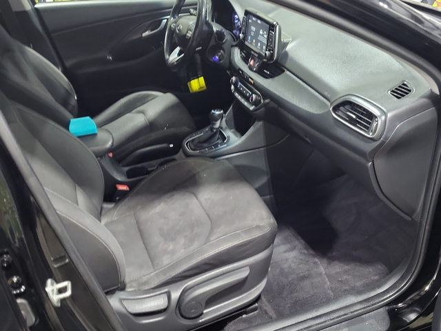 Hyundai ELANTRA GT 2L 4cyl Front Wheel Drive - автомобили, коли, обяви за нови и употребявани 8