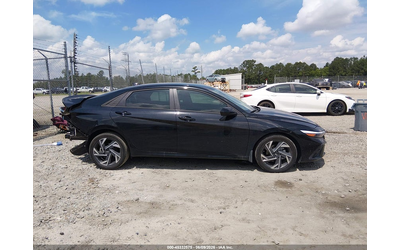 Hyundai ELANTRA HYBRID 1.6L I-4 DI, DOHC, VVT, 104HP Front Wheel Drive - автомобили, коли, обяви за нови и употребявани 13