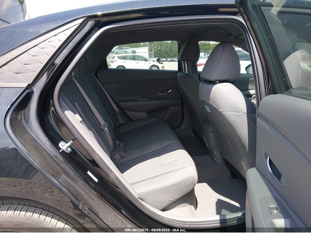 Hyundai ELANTRA HYBRID 1.6L I-4 DI, DOHC, VVT, 104HP Front Wheel Drive - автомобили, коли, обяви за нови и употребявани 7