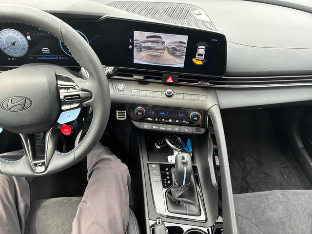 Hyundai ELANTRA N 2.0L 4cyl FWD - автомобили, коли, обяви за нови и употребявани 8
