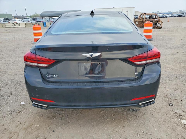 Hyundai Genesis 3.8L 6 Rear-wheel drive - автомобили, коли, обяви за нови и употребявани 5