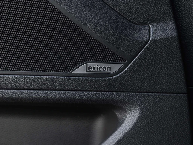 Hyundai Genesis * 3.8L * CARFAX * ЦЕНА ДО БГ - автомобили, коли, обяви за нови и употребявани 15