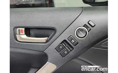 Hyundai Genesis 3.8 - автомобили, коли, обяви за нови и употребявани 10