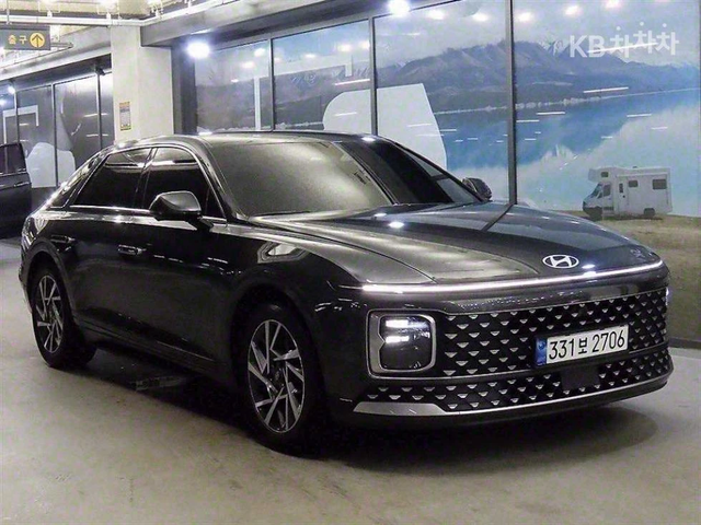 Hyundai Grandeur 3.5 V6 AWD ЛИЗИНГ БЕЗ ПЪРВОНАЧАЛНА ВНОСКА - автомобили, коли, обяви за нови и употребявани 0