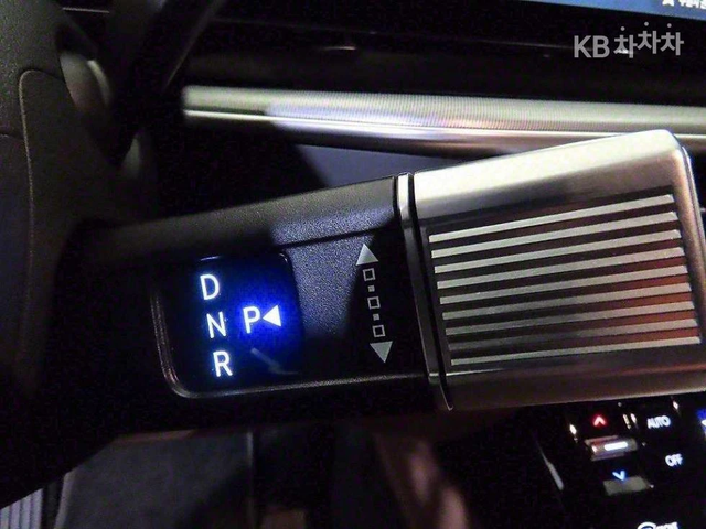 Hyundai Grandeur 3.5 V6 AWD ЛИЗИНГ БЕЗ ПЪРВОНАЧАЛНА ВНОСКА - автомобили, коли, обяви за нови и употребявани 11