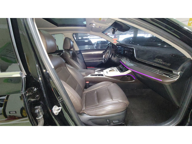 Hyundai Grandeur - автомобили, коли, обяви за нови и употребявани 16