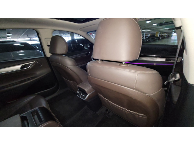 Hyundai Grandeur - автомобили, коли, обяви за нови и употребявани 21