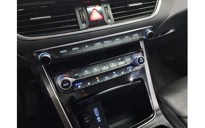 Hyundai Grandeur 3.0 Exclusive - автомобили, коли, обяви за нови и употребявани 15