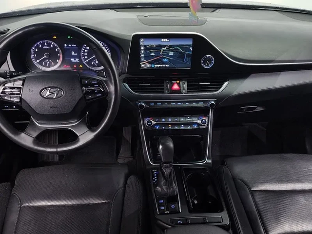 Hyundai Grandeur 3.0 Exclusive - автомобили, коли, обяви за нови и употребявани 6