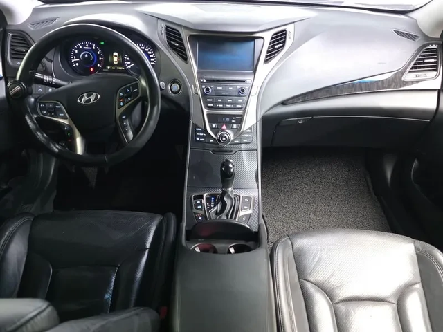 Hyundai Grandeur Hg300 Exclusive - автомобили, коли, обяви за нови и употребявани 6