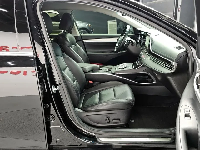 Hyundai Grandeur 3.3 Premium - автомобили, коли, обяви за нови и употребявани 9