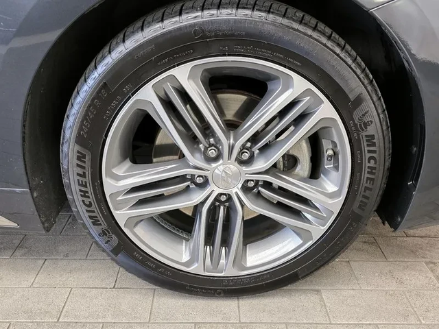 Hyundai Grandeur 3.0 Exclusive - автомобили, коли, обяви за нови и употребявани 4