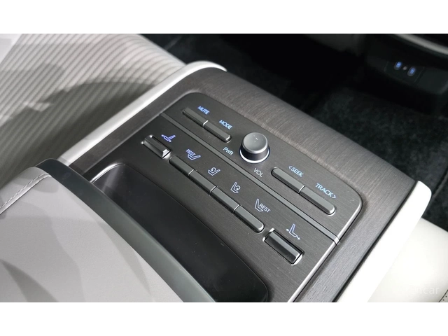 Hyundai Grandeur 3.5* CALLIGRAPHY* МАСАЖ* 360* ОБДУХ* КРАЙНА ЦЕНА - автомобили, коли, обяви за нови и употребявани 13