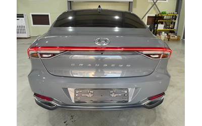 hyundai-grandeur - 4