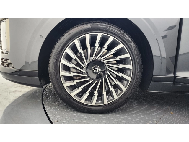 Hyundai Grandeur 2024* CALIGRAPHY* 4X4* МАСАЖ* ОБДУХ* 360* DIS* - автомобили, коли, обяви за нови и употребявани 4