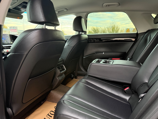 Hyundai Grandeur GN7 - автомобили, коли, обяви за нови и употребявани 19