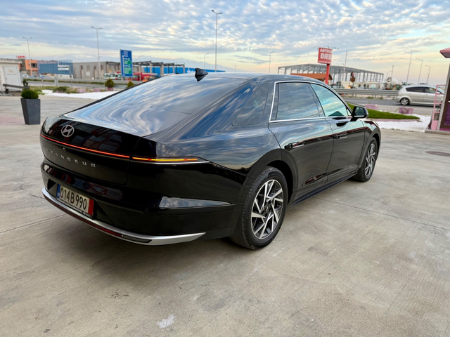 Hyundai Grandeur GN7 - автомобили, коли, обяви за нови и употребявани 4