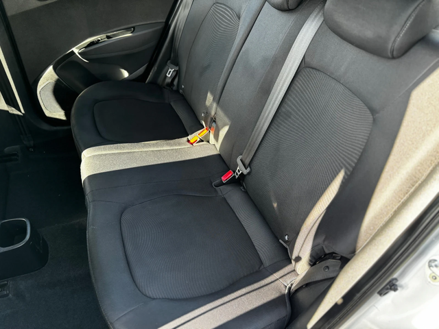 Hyundai I10 1.0I  82x km! EURO 6B - автомобили, коли, обяви за нови и употребявани 15