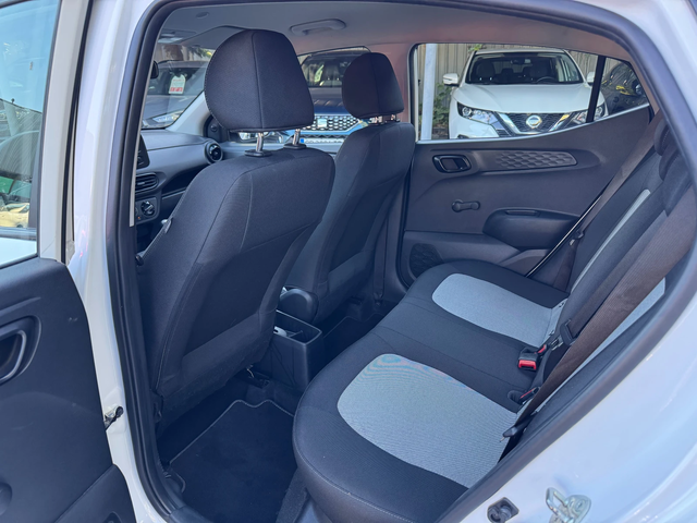 Hyundai I10 1.0 - автомобили, коли, обяви за нови и употребявани 7