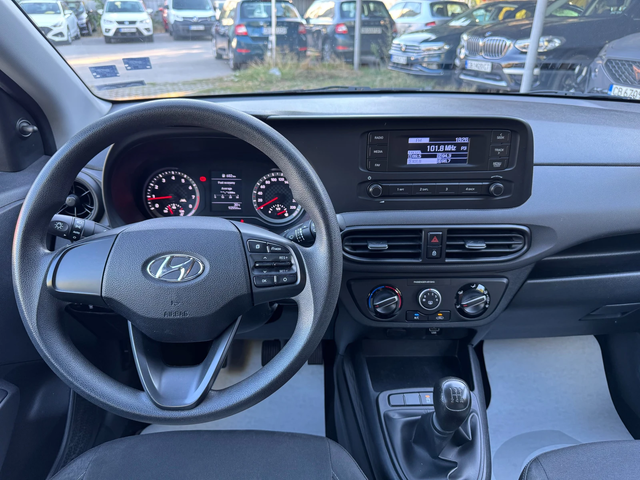 Hyundai I10 1.0 - автомобили, коли, обяви за нови и употребявани 8